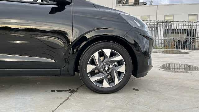 Hyundai i10 ADVANCE 1.0 63PS AMT MY25