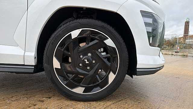 Hyundai KONA 160kW N Line 65kWh 5dr Auto Atlas White