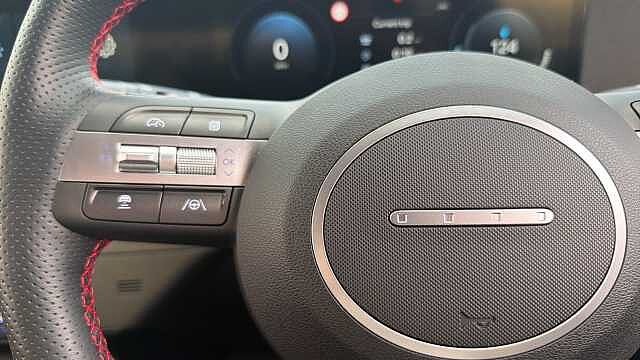 Hyundai KONA 160kW N Line 65kWh 5dr Auto Atlas White