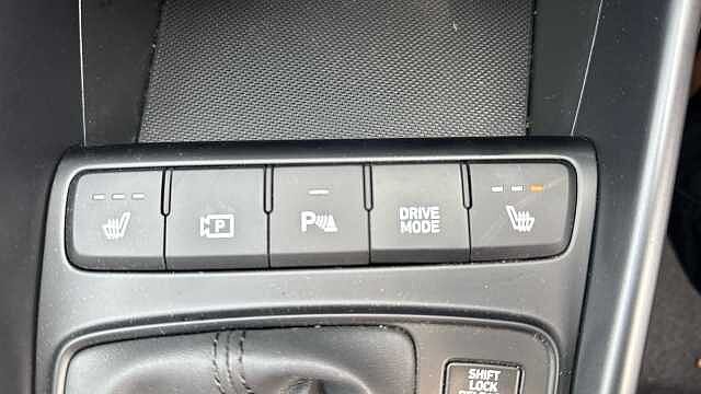 Hyundai i20 1.0T GDi Premium 5dr DCT