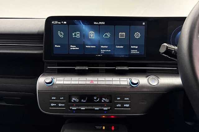 Hyundai KONA 160kW Advance 65kWh 5dr Auto Shimmering Silver