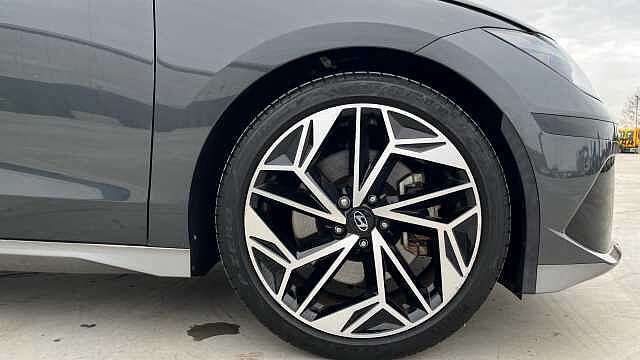 Hyundai IONIQ 6 IONIQ 6 77.4kWh Premium