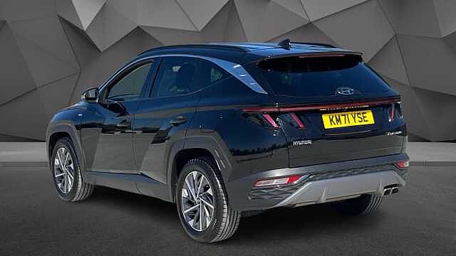 Hyundai TUCSON 1.6 TGDi 48V MHD Premium 5dr 2WD DCT PHANTOM BLACK