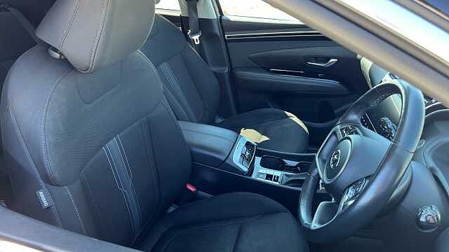Hyundai TUCSON 1.6 TGDi 48V MHD Premium 5dr 2WD DCT PHANTOM BLACK