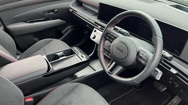 Hyundai TUCSON 1.6T Hybrid HEV N Line S 5dr 4WD Auto Abyss Black