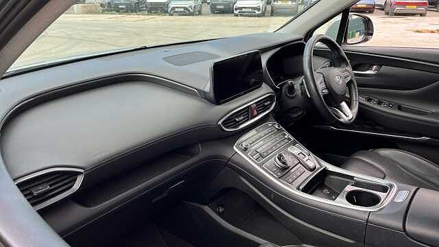 Hyundai SANTA FE SANTA FE HEV ULT 1.6 TGDI 4WD A/T MY22 TYPHOON SILVER