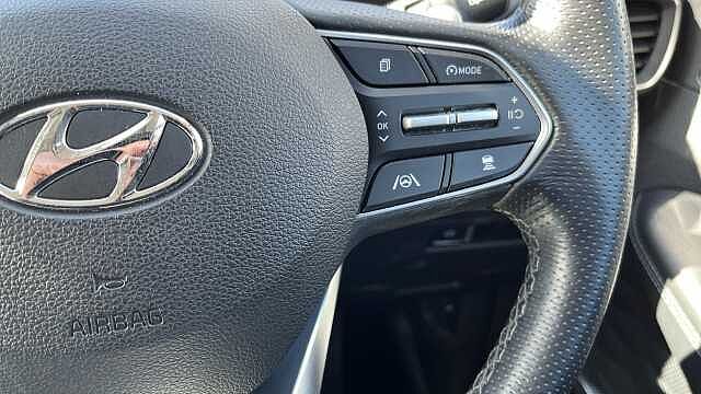 Hyundai SANTA FE SANTA FE HEV ULT 1.6 TGDI 4WD A/T MY22 TYPHOON SILVER