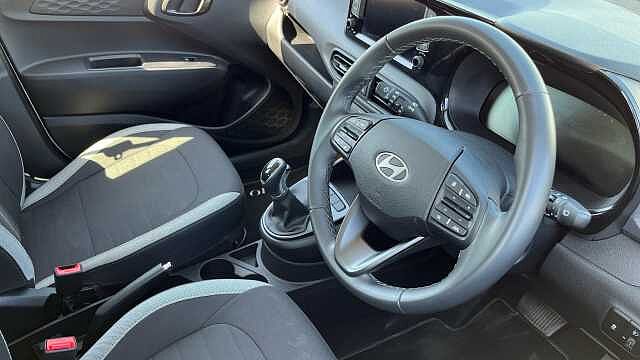 Hyundai i10 1.0 [63] Advance 5dr Auto [Nav]