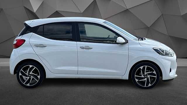 Hyundai i10 i10 1.2 Premium Hatchback 5dr Petrol Auto