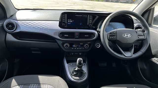 Hyundai i10 i10 1.2 Premium Hatchback 5dr Petrol Auto