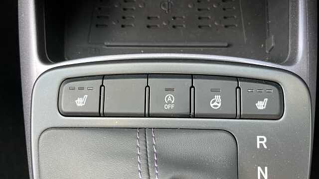 Hyundai i10 i10 1.2 Premium Hatchback 5dr Petrol Auto