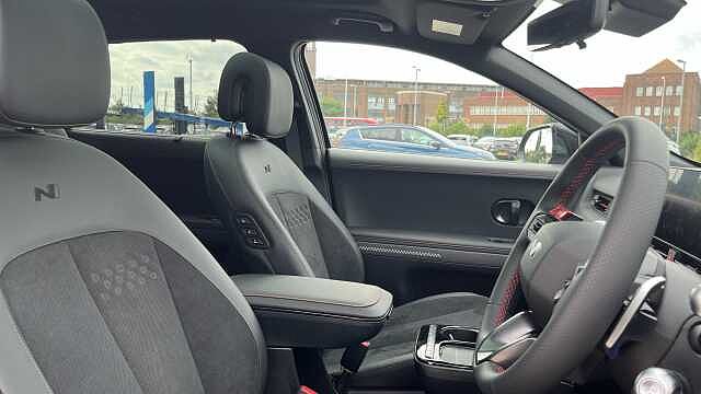Hyundai IONIQ 5 239kW N Line S 84 kWh 5dr AWD Auto Black