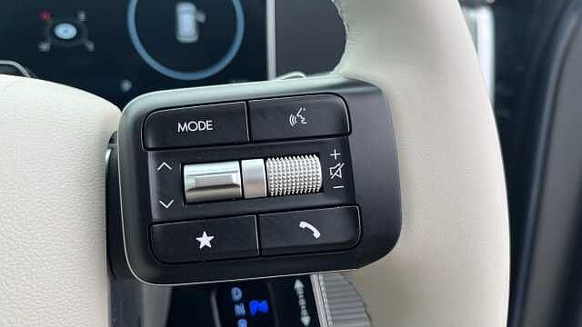 Hyundai SANTA FE 1.6 TGDi 239 Hybrid Ultimate 5dr Auto Blue
