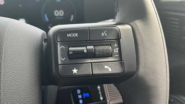 Hyundai SANTA FE 1.6 TGDi Hybrid Calligraphy 5dr 4WD Auto Green