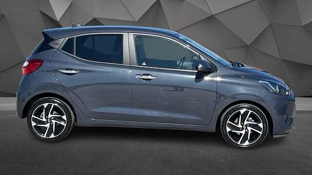 Hyundai i10 1.0 MPi Premium 5dr Auto