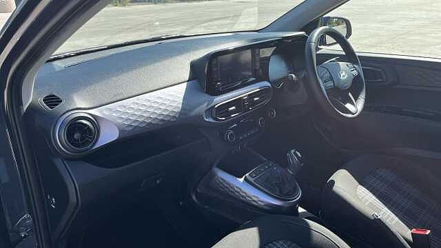 Hyundai i10 1.0 MPi Premium 5dr Auto