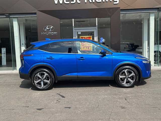 Nissan Qashqai 1.3 DIG-T MHEV N-Connecta Euro 6 (s/s) 5dr