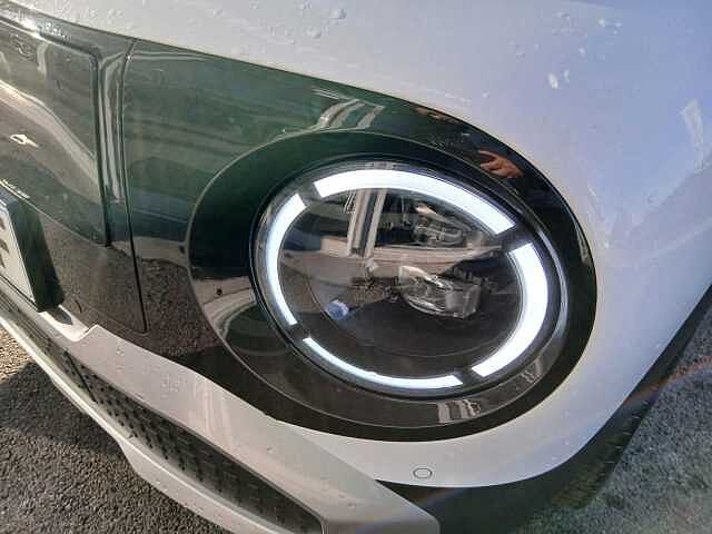 Hyundai INSTER Long Range 49kWh 02 Auto 5dr