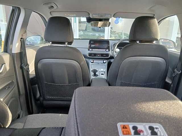 Hyundai KONA 39kWh SE Connect Auto 5dr (10.5kW Charger)