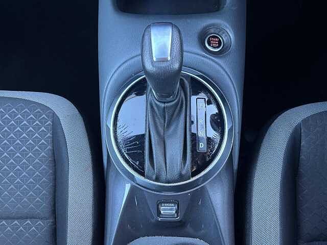 Nissan Juke 1.0 DIG-T N-Connecta DCT Auto Euro 6 (s/s) 5dr