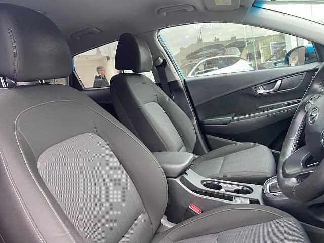Hyundai KONA 1.6 h-GDi Premium DCT Euro 6 (s/s) 5dr Blue