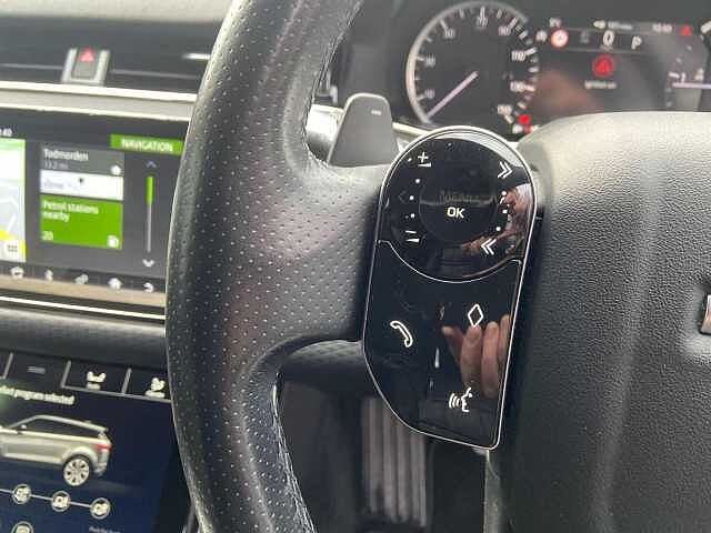 Land Rover Range Rover Evoque 2.0 D150 MHEV R-Dynamic S Auto 4WD Euro 6 (s/s) 5dr