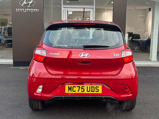 Hyundai I10 1.0 Advance Auto Euro 6 (s/s) 5dr Red