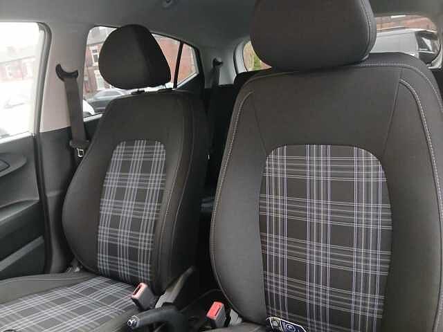 Hyundai I10 1.2 Premium Euro 6 (s/s) 5dr White