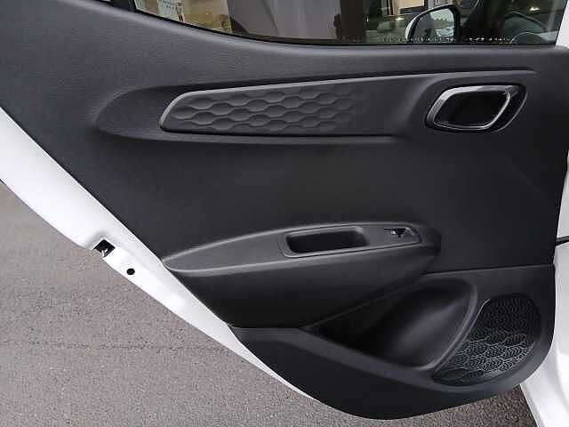 Hyundai I10 1.2 Premium Euro 6 (s/s) 5dr White