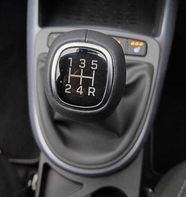 Hyundai I10 1.2 Premium Euro 6 (s/s) 5dr White