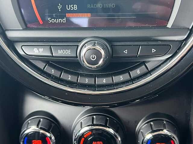 MINI Electric Hatch Cooper SE 32.6kWh Level 1 Auto 3dr