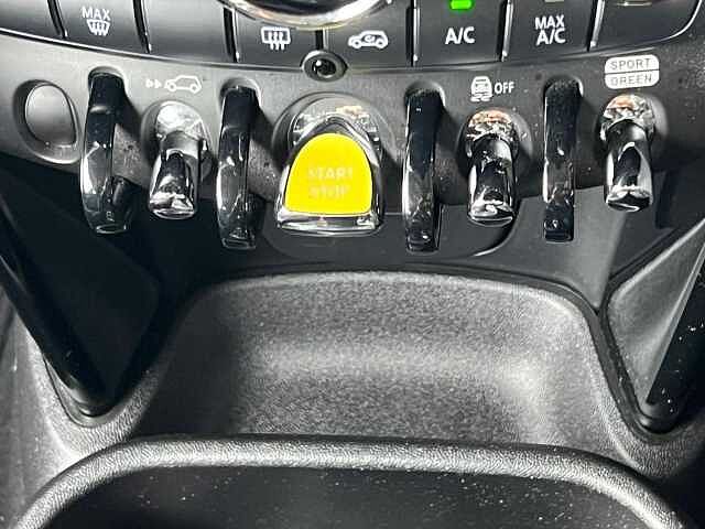 MINI Electric Hatch Cooper SE 32.6kWh Level 1 Auto 3dr