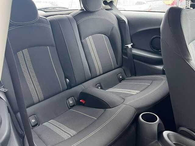 MINI Electric Hatch Cooper SE 32.6kWh Level 1 Auto 3dr