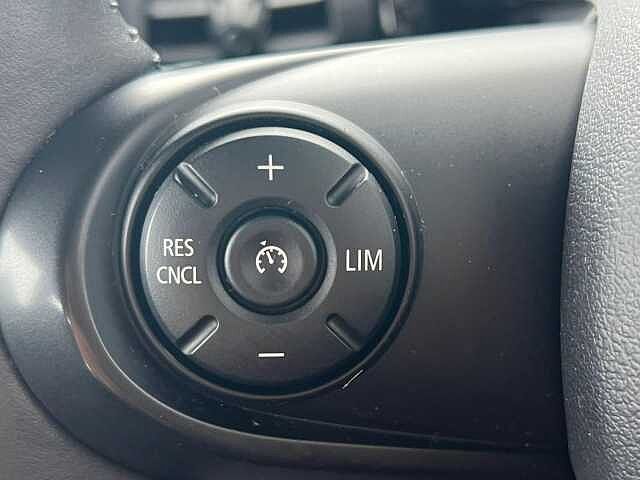 MINI Electric Hatch Cooper SE 32.6kWh Level 1 Auto 3dr