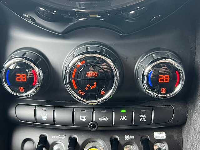 MINI Electric Hatch Cooper SE 32.6kWh Level 1 Auto 3dr