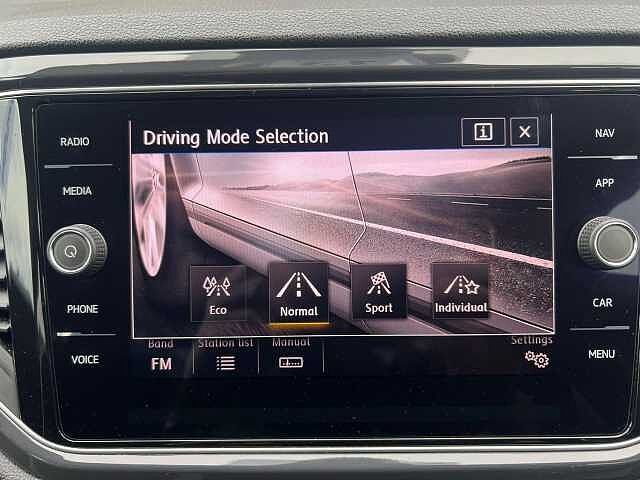 Volkswagen T-Roc 1.5 TSI EVO SEL Euro 6 (s/s) 5dr