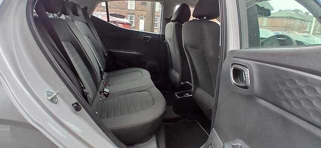 Hyundai i10 1.0 Advance Euro 6 (s/s) 5dr