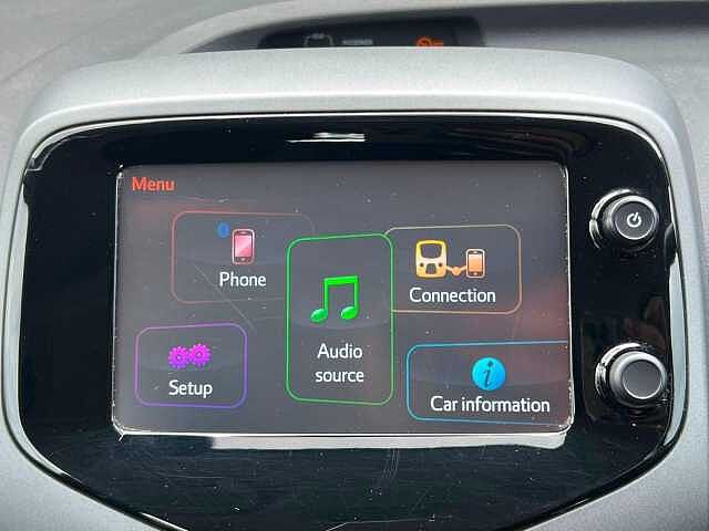 Toyota AYGO 1.0 VVT-i x-play Euro 6 5dr