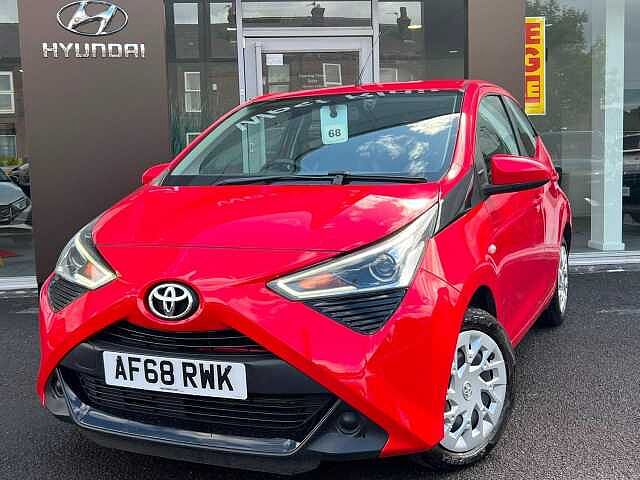 Toyota AYGO 1.0 VVT-i x-play Euro 6 5dr