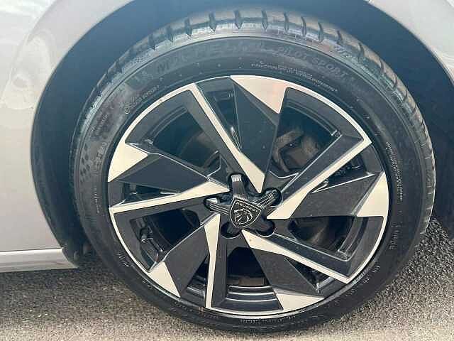 Peugeot 308 1.2 PureTech Allure Premium EAT Euro 6 (s/s) 5dr