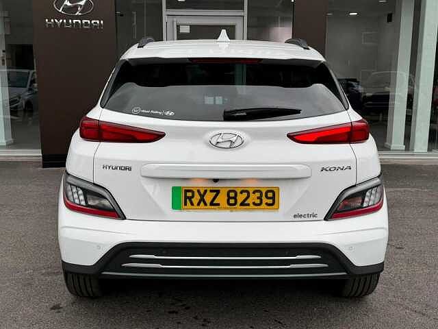 Hyundai KONA 64kWh Premium Auto 5dr (10.5kW Charger) White