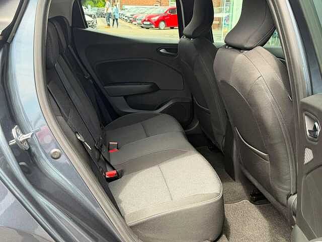 Renault Clio 1.0 TCe Evolution Hatchback 5dr Petrol Manual Euro 6 (s/s) (90 ps)
