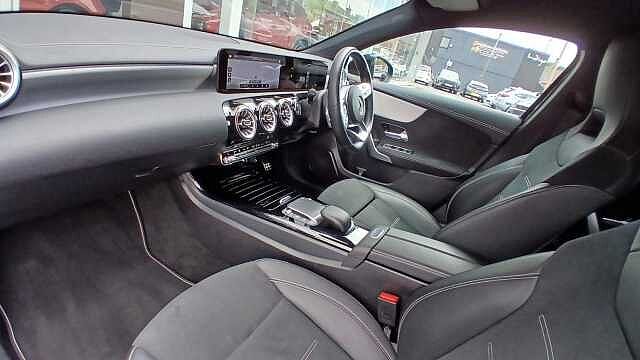 Mercedes-Benz A Class 1.3 A180 AMG Line Edition (Executive) Hatchback 5dr Petrol 7G-DCT Euro 6 (s/s) (