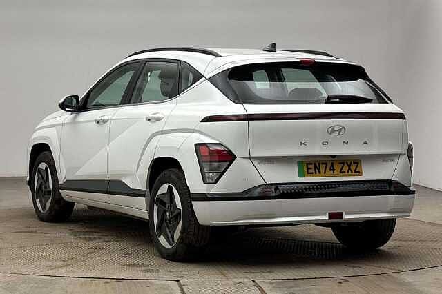 Hyundai KONA 65.4kWh Advance Auto 5dr White