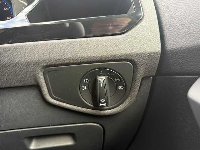 Volkswagen Touran 1.5 TSI EVO SEL Euro 6 (s/s) 5dr