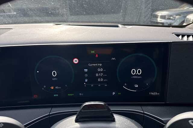 Hyundai SANTA FE 1.6 TGDi Hybrid Calligraphy 5dr Auto **SIDE STEPS FITTED**