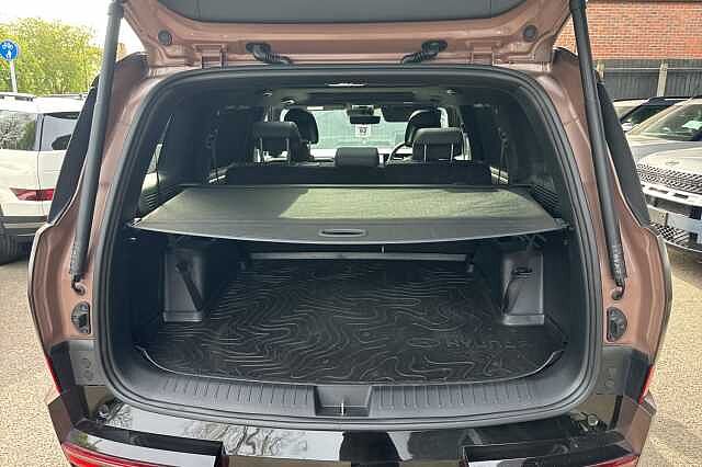 Hyundai SANTA FE 1.6 TGDi Hybrid Calligraphy 5dr Auto **SIDE STEPS FITTED**