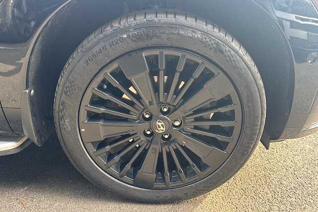 Hyundai SANTA FE 1.6 TGDi Hybrid Calligraphy 5dr Auto **SIDE STEPS FITTED**