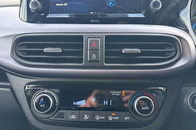 Hyundai I10 1.2 [79] Premium 5dr [Nav] Blue