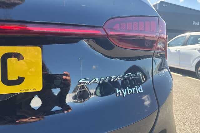 Hyundai SANTA FE 1.6 TGDi Hybrid Premium 5dr 4WD Auto Black